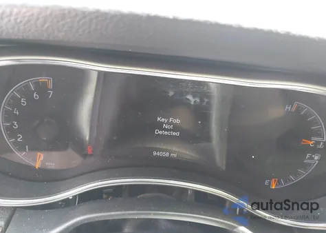 2017 Jeep Grand Cherokee Limited 4X2 z USA, uszkodzony, nr VIN 1C4RJEBG8HC731720